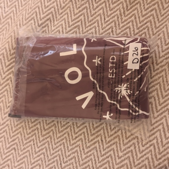 Volcom Kids Burgundy T-Shirt - Picture 5 of 5